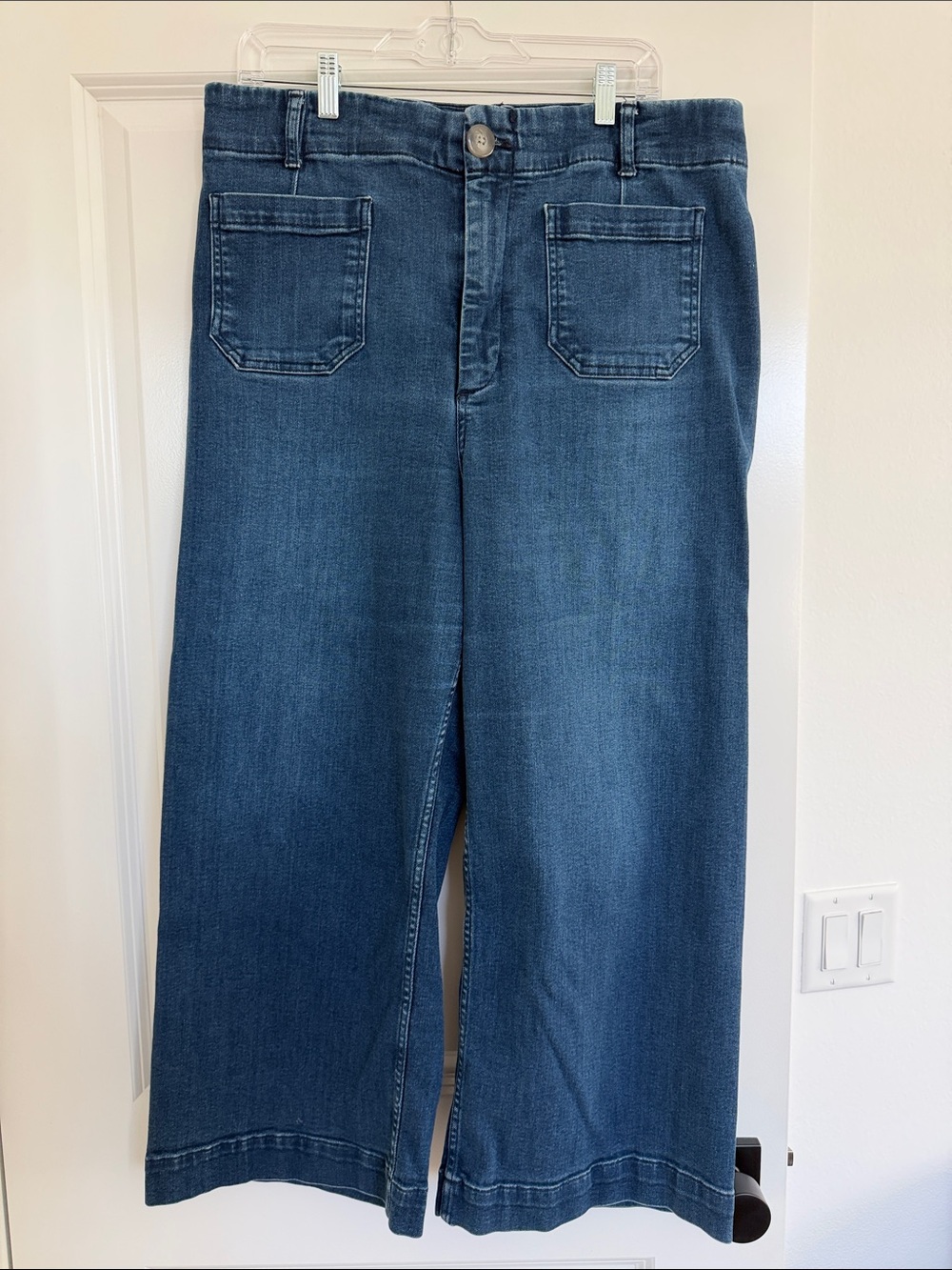Anthropologie Wide-Leg Jeans in Medium Blue Wash
